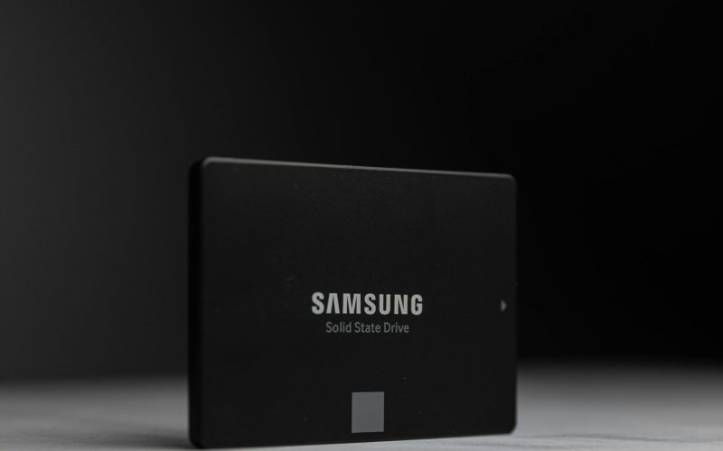 SSD vs HD: Entenda por que essa troca muda completamente o desempenho do seu computador